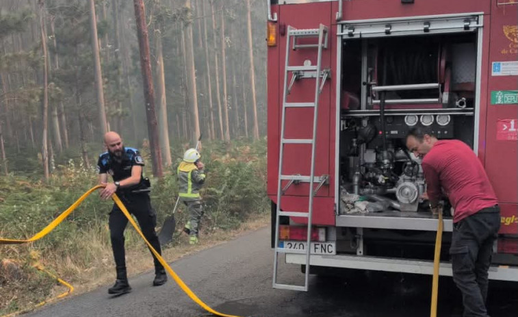 Incendios también en Carballo y Camariñas