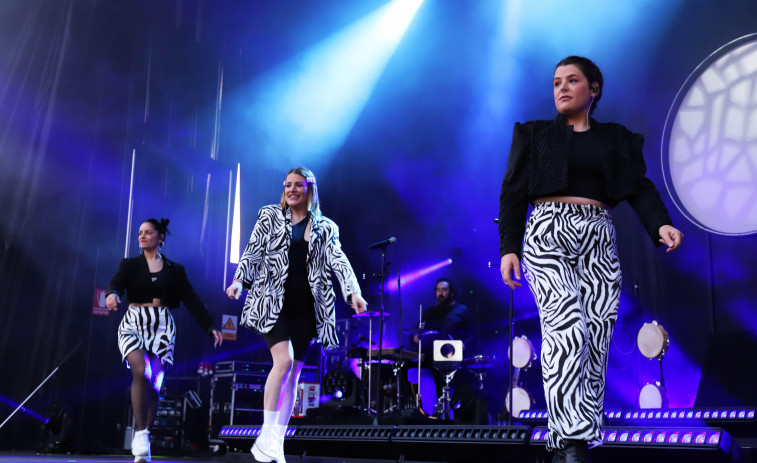 La Festa da Carballeira arranca por todo lo alto con Catuxa Slalom, Tanxugueiras y Agoraphobia