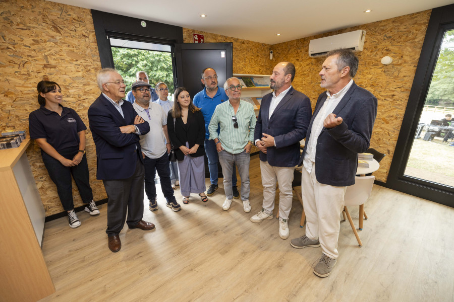 Brandomil inaugura su punto de información turística como “porta romana” de la comarca
