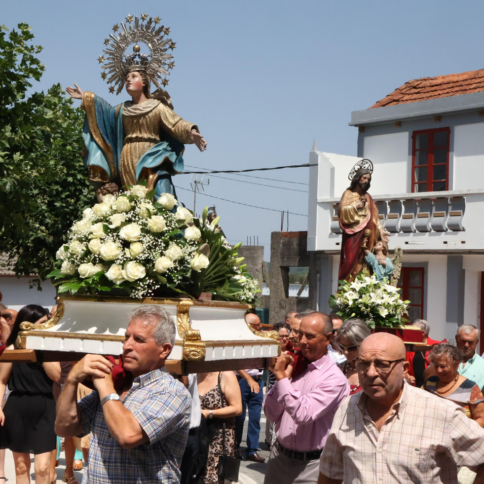 Cee, A Laracha y Laxe protagonizan el fin de semana más festivo del año