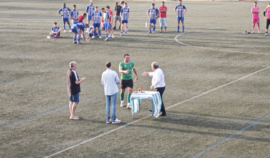 El Fisterra se lleva el Trofeo Gasthof al ganar en Baio por 1-3