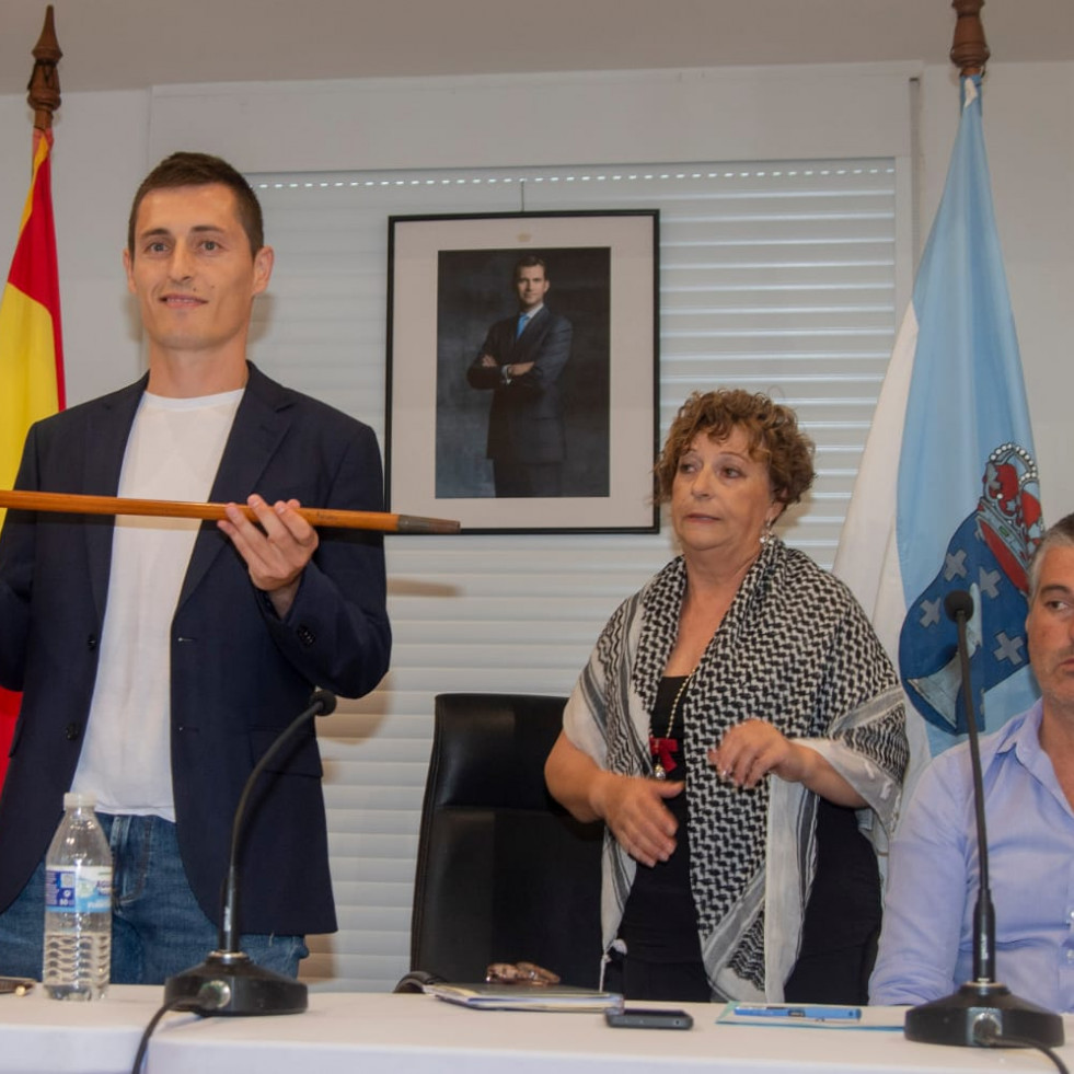 Luis Insua, nuevo alcalde de Fisterra al prosperar la moción de censura