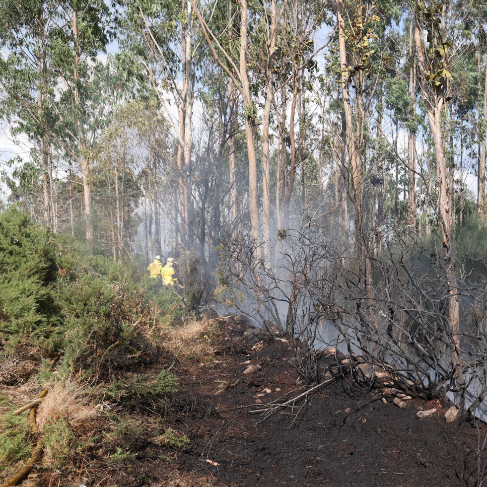 Estabilizado el incendio de Couso, en Coristanco