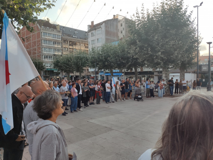 Concentración en Carballo: "Lumes forestais, nunca máis"