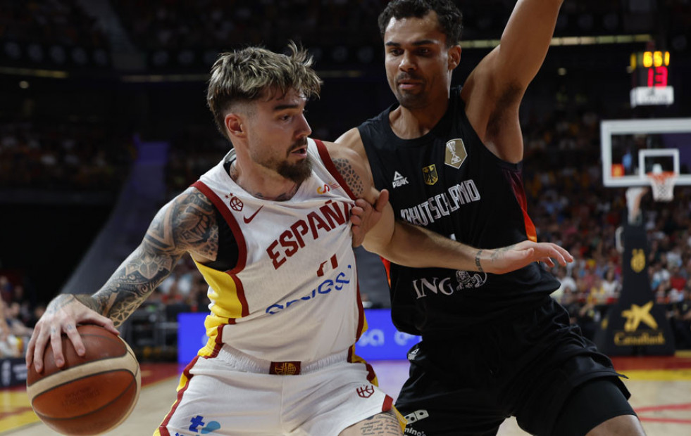 España cae con honores en la prórroga impulsado por el espíritu de Llull (105-106)