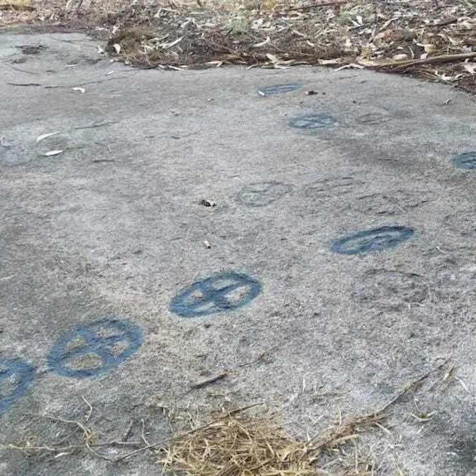 Vandalizan los petroglifos da Regadiña, en Corme