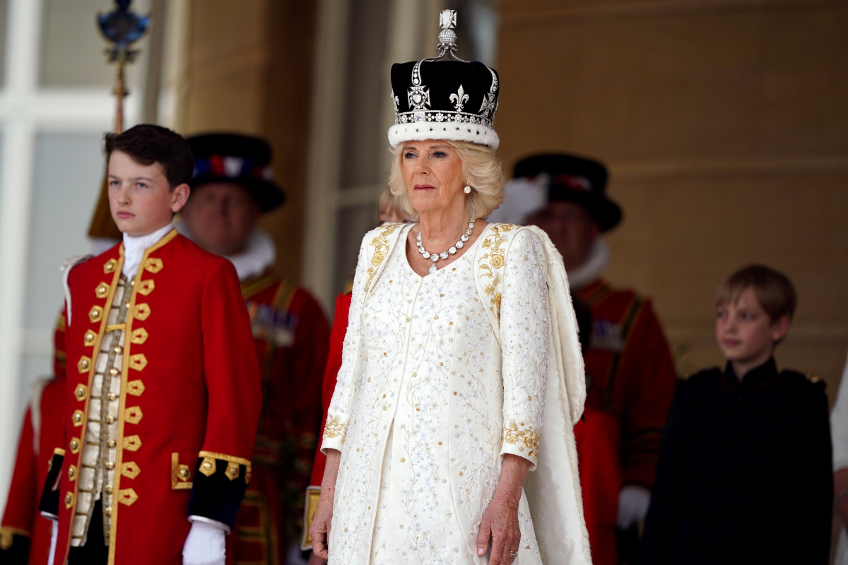 EuropaPress 5177956 06 may 2023 united kingdom london queen camilla receives royal salute members 15511986